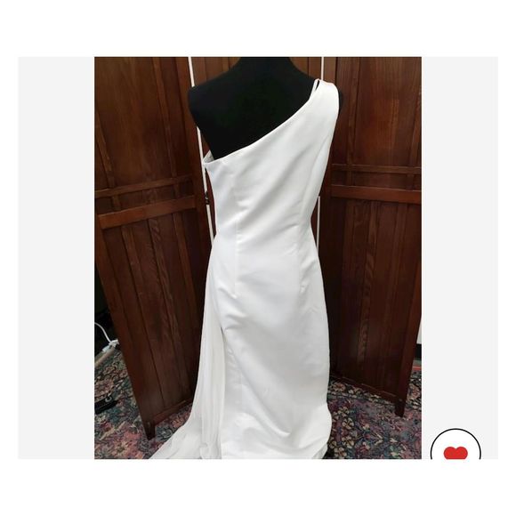 Jessica McClintock sz 10 One Shoulder Wedding Dress - Picture 4 of 6